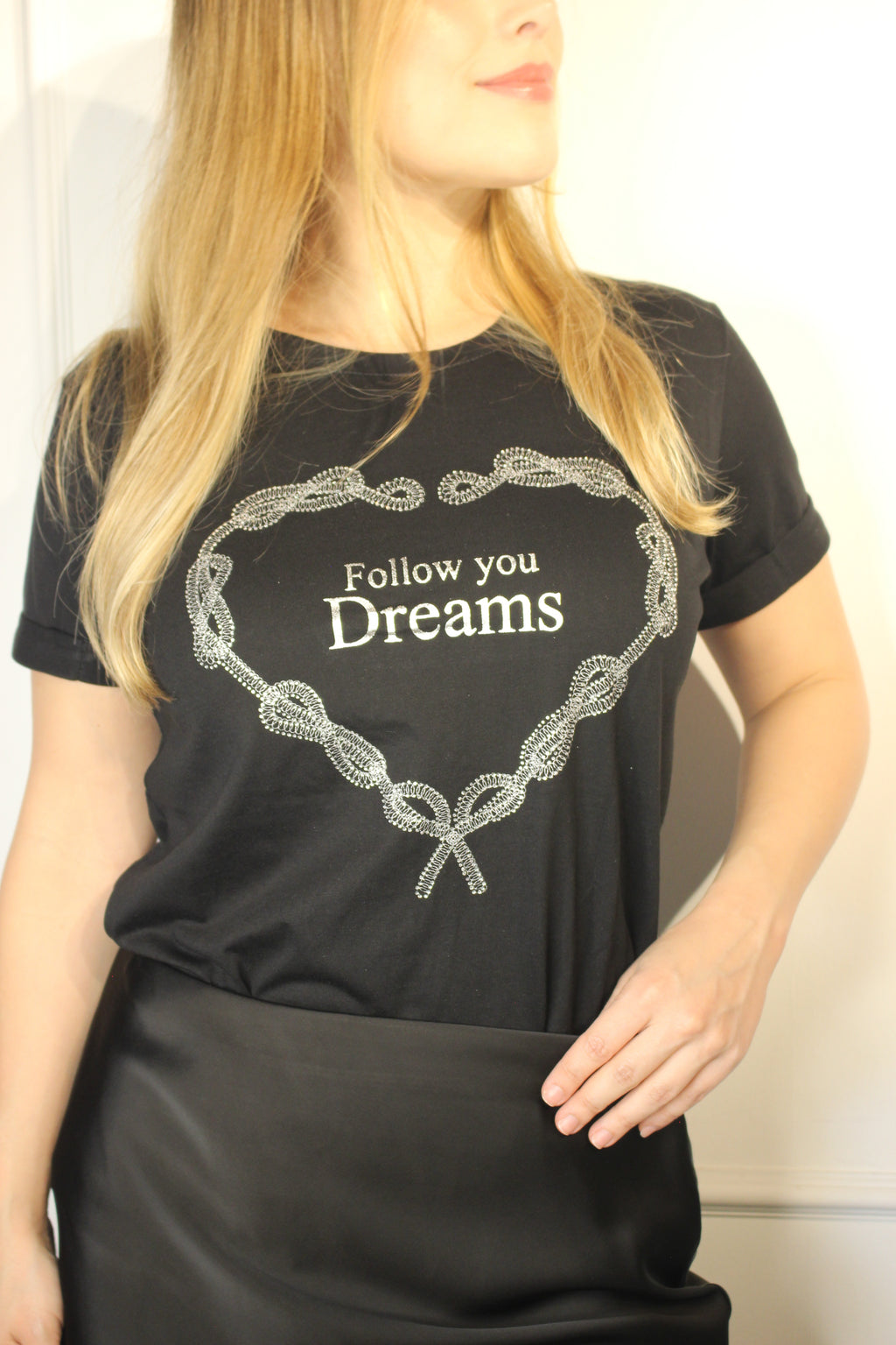 T-Shirt Follow your dreams