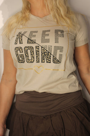 T-Shirt keep going